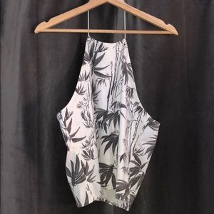 Packing openback halter top with palmfrawn pattern